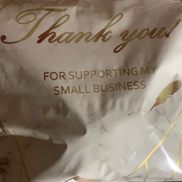 KLM’s Luxey Locks Handmade Hair Scrunchies 4 ($20) - Picture 13 of 13